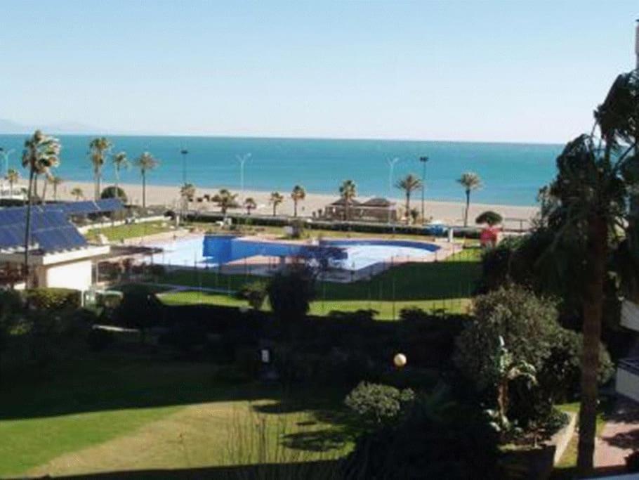 Apartamento Primera Linea Playa 托雷莫利诺斯 外观 照片